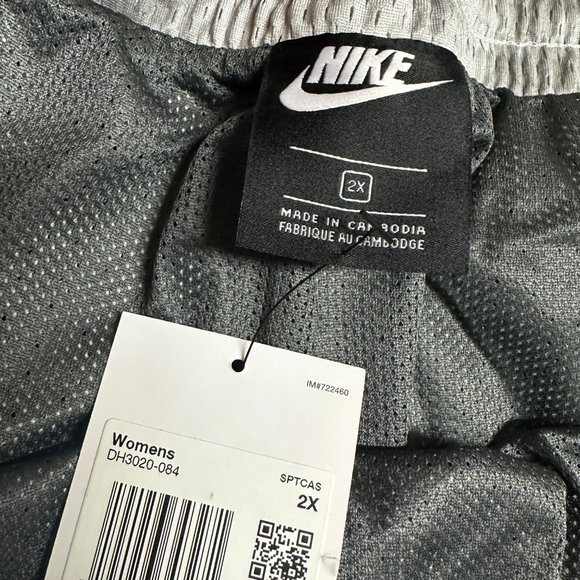 Nike Womens Gray Sportswear Icon Clash Standard Fit Mesh Athletic Shorts Size 2X - Picture 4 of 4